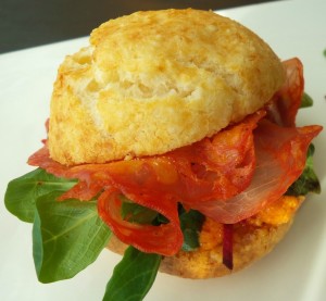 pao de queijo burger