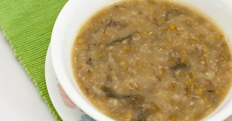 Gusta juha s kvinojom za najbolju okrijepu