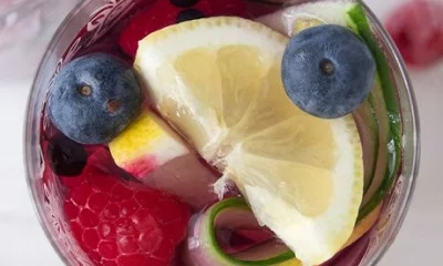 Vitaminska voda za osvježenje, detoksikaciju i energiju