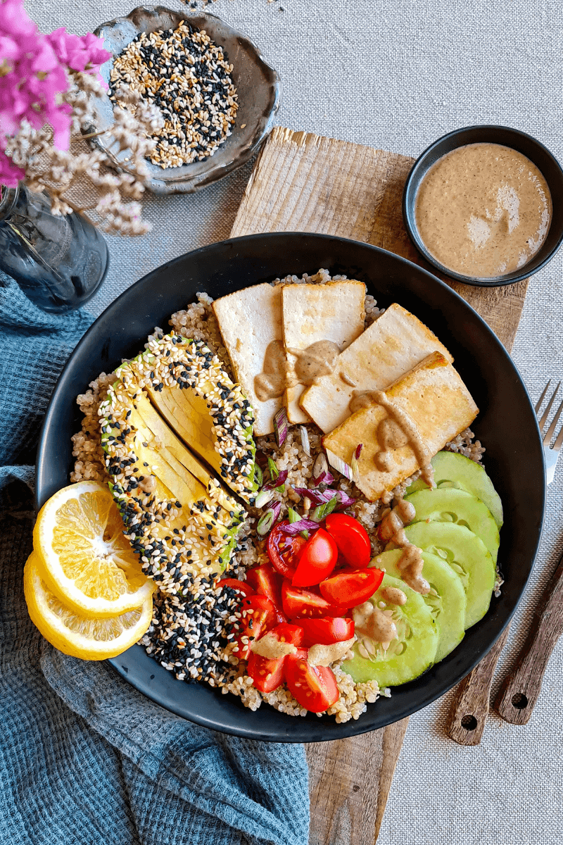 tofu zdjela s kvinojom