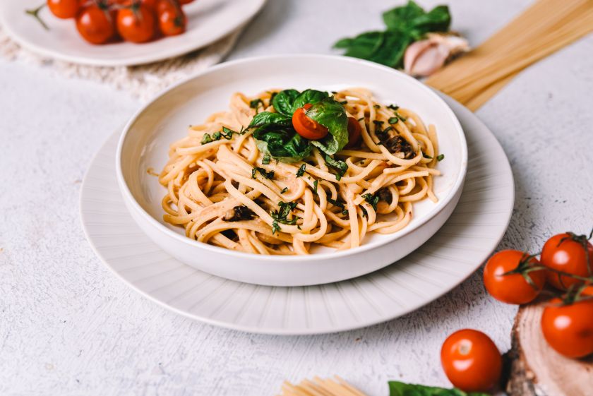 Hummus pasta