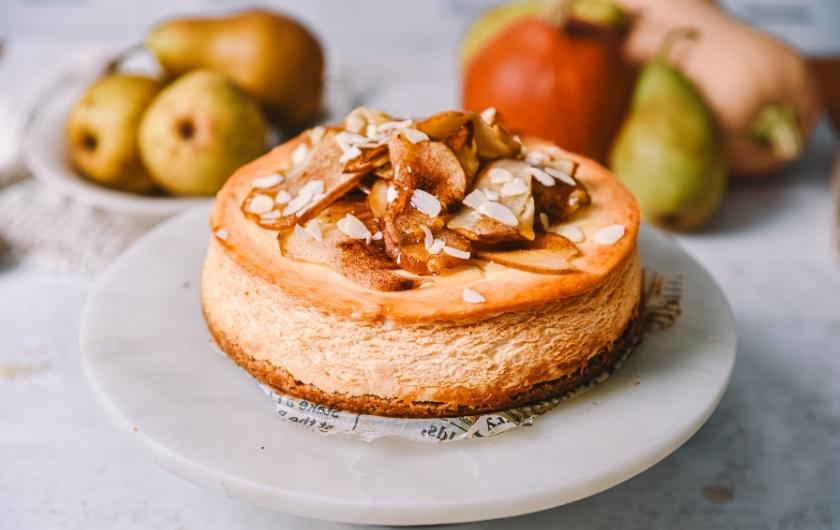 Recept za Cheesecake s kruškama.