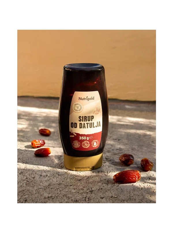 Nutrigold sirup od datulja u prozirnoj, plastičnoj ambalaži od 350g.