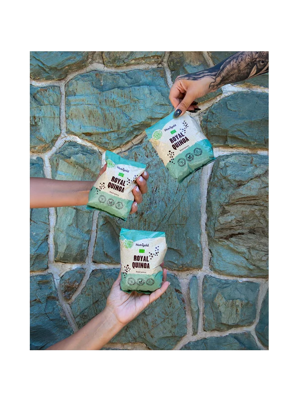 Nutrigold quinoa royal dolazi u prozirnom, plastičnom pakiranju od 500g.