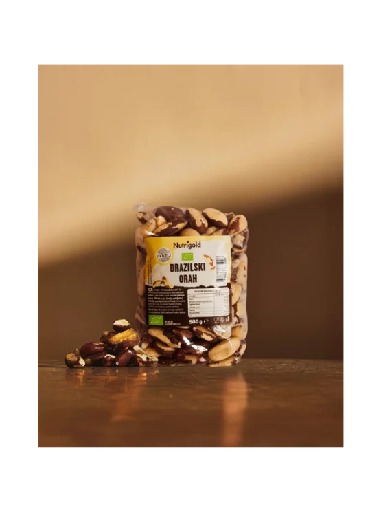 Organski Nutrigold brazilski orasi u plastičnoj prozirnoj ambalaži od 500 grama