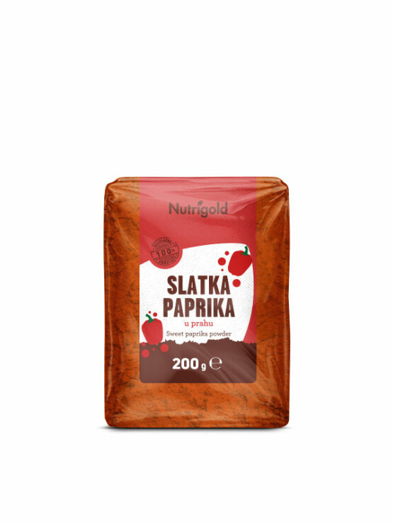 Nutrigold slatka paprika u prahu u prozirnoj ambalaži od 200 grama.