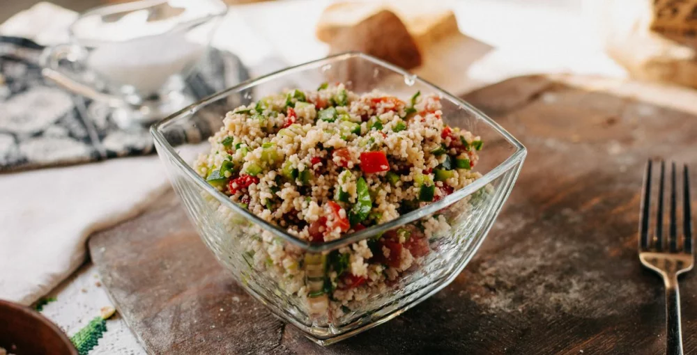 Salata od kvinoje i sjemenki - večera za kraljeve