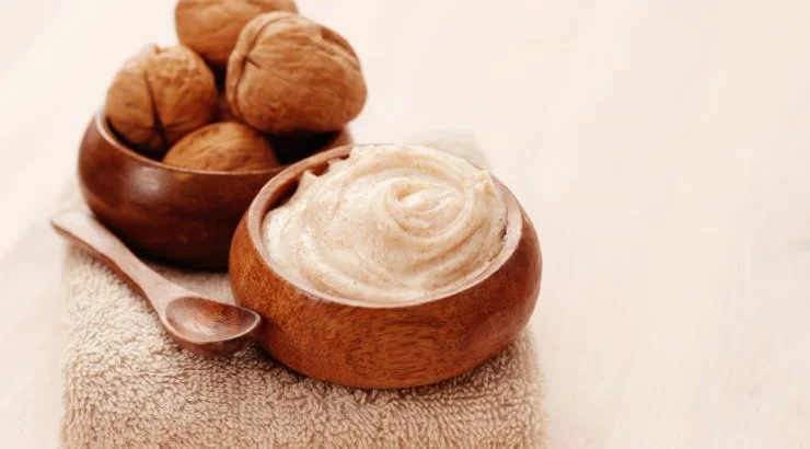 Maska za lice i vrat od oraha