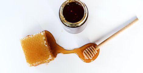 Kreme na bazi meda - zato što pčele oduvijek igraju u našu korist