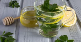 Čaj od peršina za bubrege i mršavljenje - recept i savjeti za pripremu