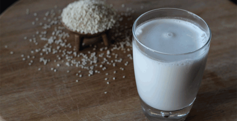 3 neobične vrste mlijeka koje možete napraviti i kod kuće!