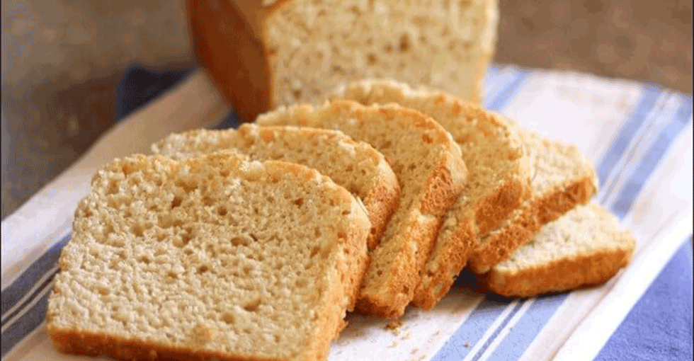 Kruh od rižinog brašna iz pekača