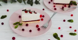 Slatki zalogaj za jak imunitet - sirova camu camu torta