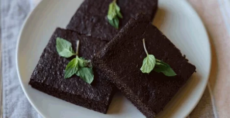 PALEO BROWNIES