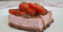 Kremasti kolač od jagoda iz blendera