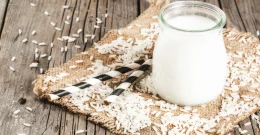 Ne bacajte vodu u kojoj ste kuhali rižu pa napravite sjajne kozmetičke pripravke