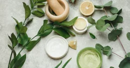 Podočnjaci - prirodni lijekovi koji će ih ublažiti u trenu