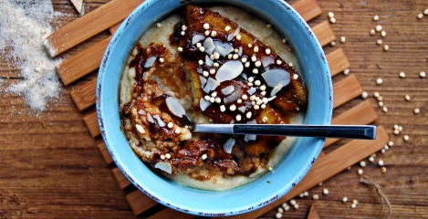 Pirov griz s karameliziranim bananama za slatke krize