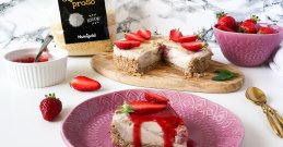 Upustite se u ovu kulinarsku igru - cheesecake od prosa s preljevom od jagoda