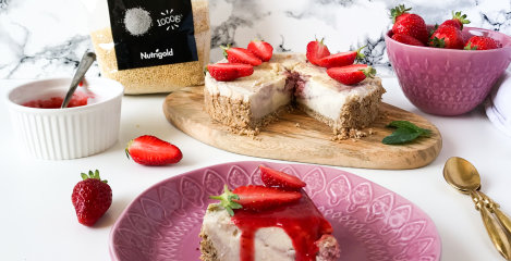 Cheesecake od prosa i coulisom od jagoda