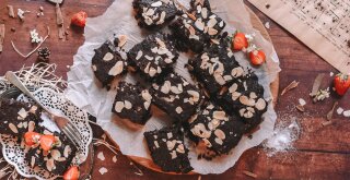 Brownie bez šećera i brašna slastica je koju ćete raditi svako malo