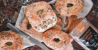 Pirovi bagelsi sa sjemenkama za zdrave sendviče koji nisu nimalo dosadni