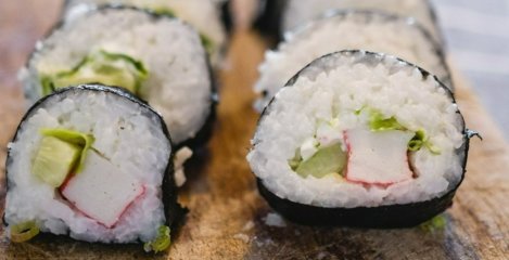 Najjednostavniji i najukusniji sushi je serviran! Itadakimasu!