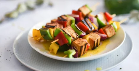 Sezonu grillanja i uživanja otvaramo uz tofu ražnjiće!