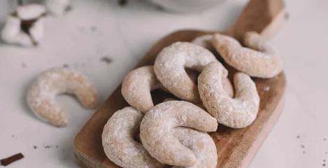Vanilin kiflice - Recept za prhke i mirisne kiflice od vanilije!
