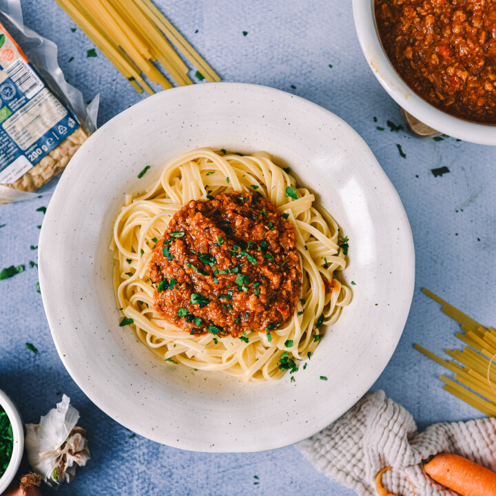 Tempeh bolognese