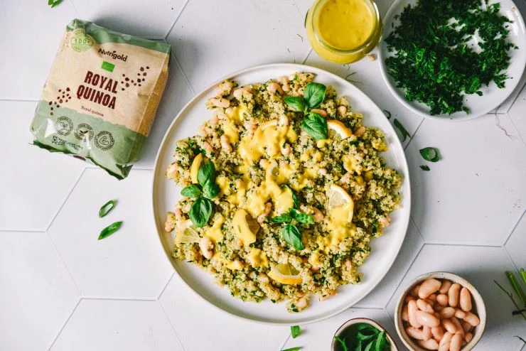 Quinoa salata s mango dressingom