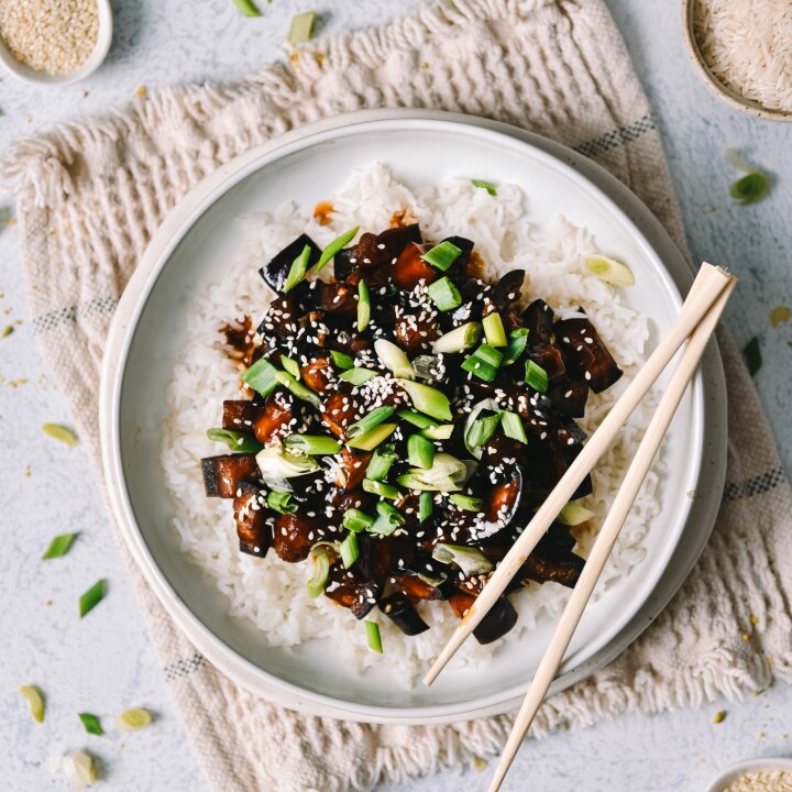Teriyaki patlidžan s rižom
