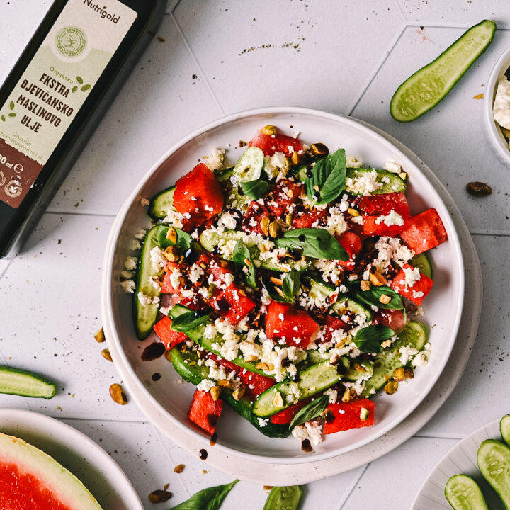 Salata s lubenicom, feta sirom i krastavcima