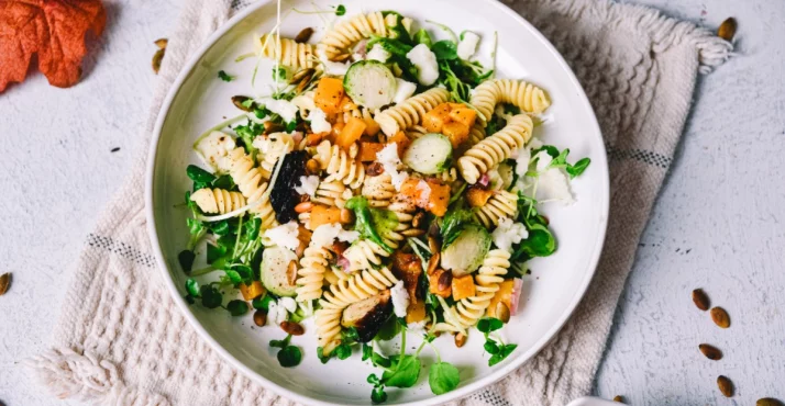 Jesenska pasta salata