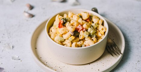 Salata s tjesteninom