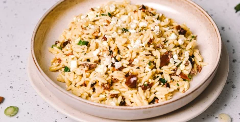 Grčka salata s bademima