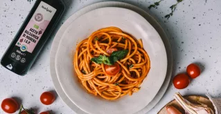 Pasta s cherry rajčicama Pasta s cherry rajčicama