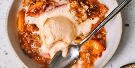 Crumble s breskvama