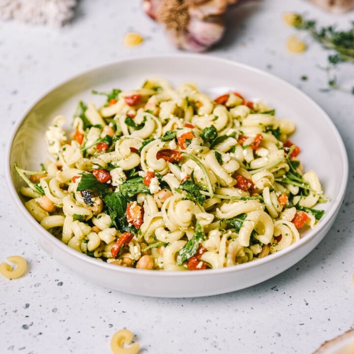 Chimichurri pasta salata