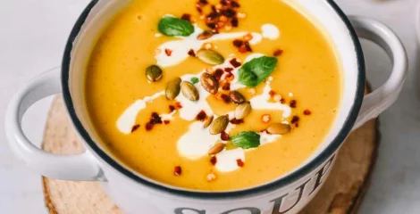 Curry juha s bunedovom prema jednostavnom receptu jelo je bez kojeg će se teško moći ove jeseni.