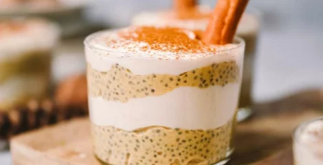 Recept za proteinski chia puding s bundevom.