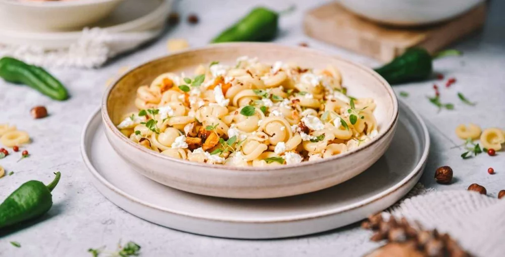 Chilli pasta s bundevom i lješnjacima spaja slatkoću, hrskavosti i laganu ljutine.