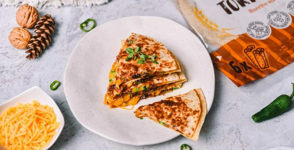 Quesadilla s karameliziranim lukom