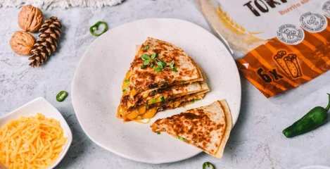 Quesadilla s karameliziranim lukom