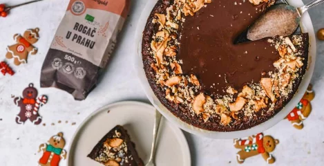 Kolač od rogača i jabuke