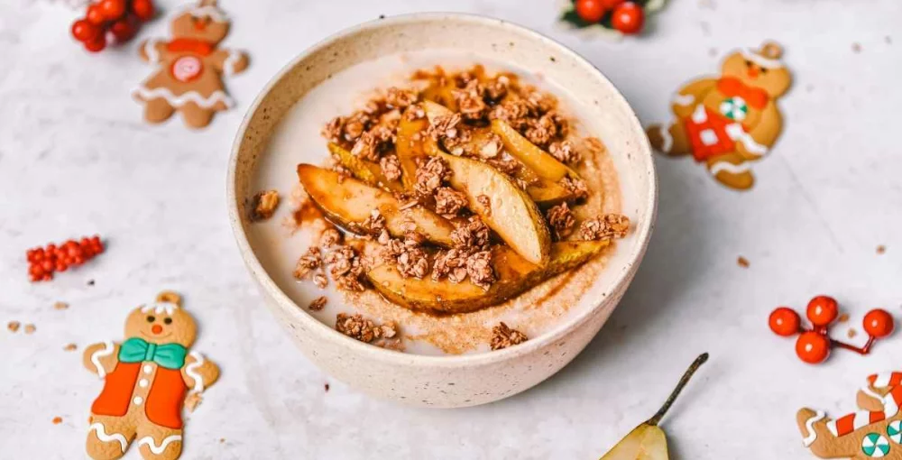 Prosena kaša s karameliziranim kruškama