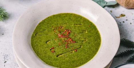 Juha od špinata i kruške