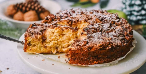 Kolač od jabuka i kiselog vrhnja