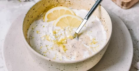 Proteinska zobena kaša s limunom i makom