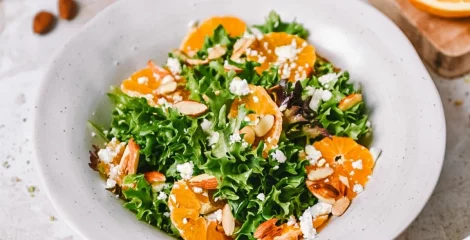 Salata s bademima i klementinama